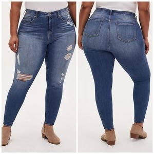 TORRID SKY HIGH SKINNY JEAN SIZE 20R